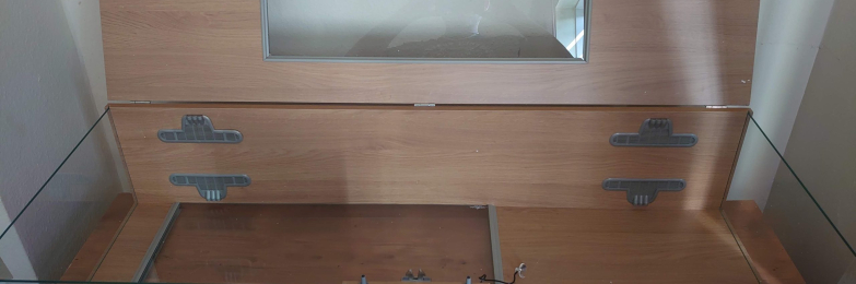 7yr Female Amal Corn Snake + Full Glass & wooden Vivarium Setup £160 ono – Dewsbury